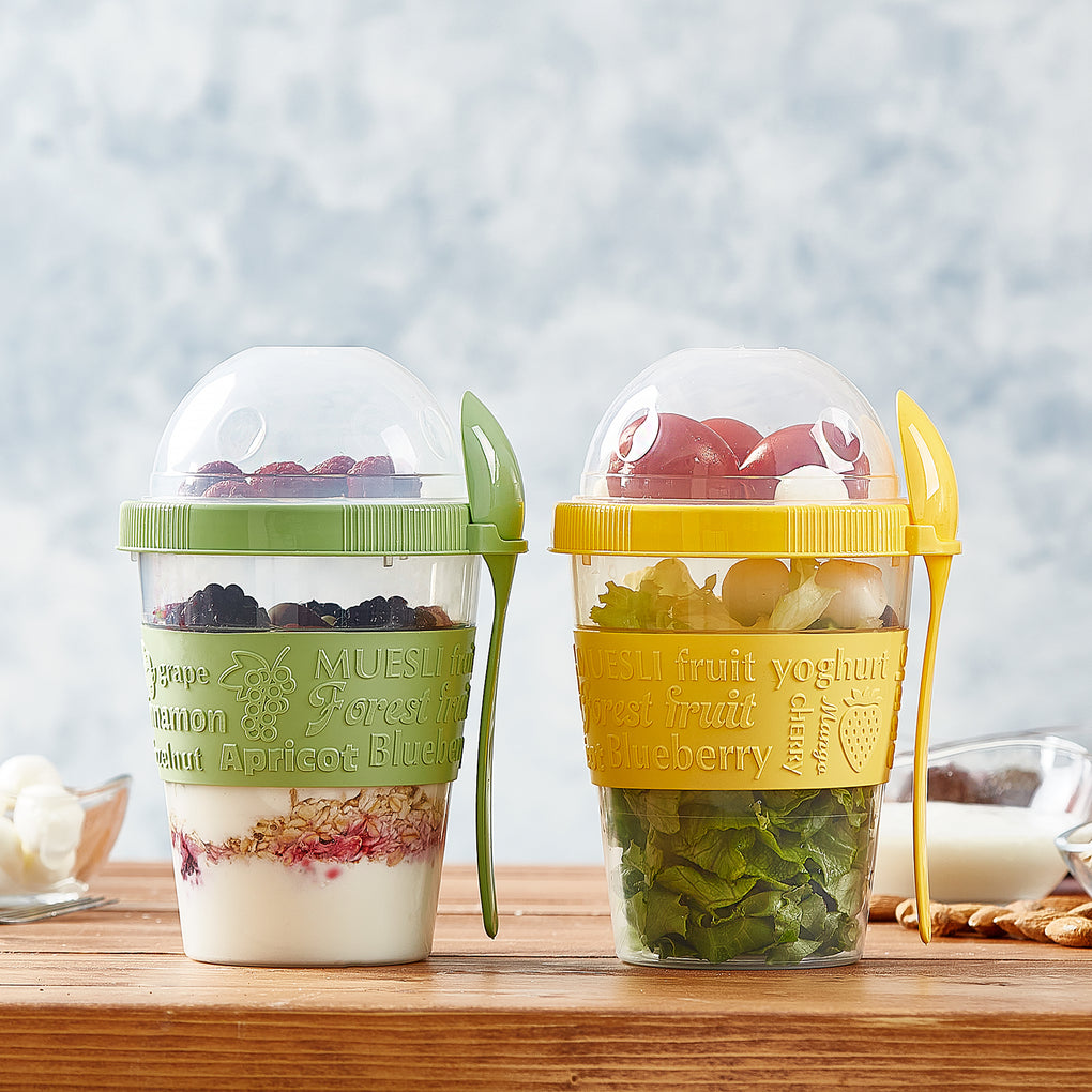 Crystalia Yogurt Parfait Cups with Lids, Mini Breakfast On the Go Plastic  Bowls with Topping Cereal Oatmeal Container with Spoon for Lunch Box
